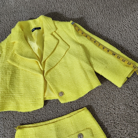 SHEIN Yellow Tweed Two-Piece Co-Ord Set - Picture 5 of 8